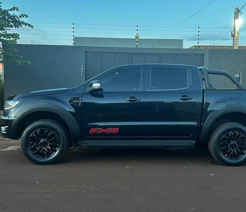 FORD RANGER 3.2 FX4 4X4 CD 20V DIESEL 4P AUTOMÁTICO